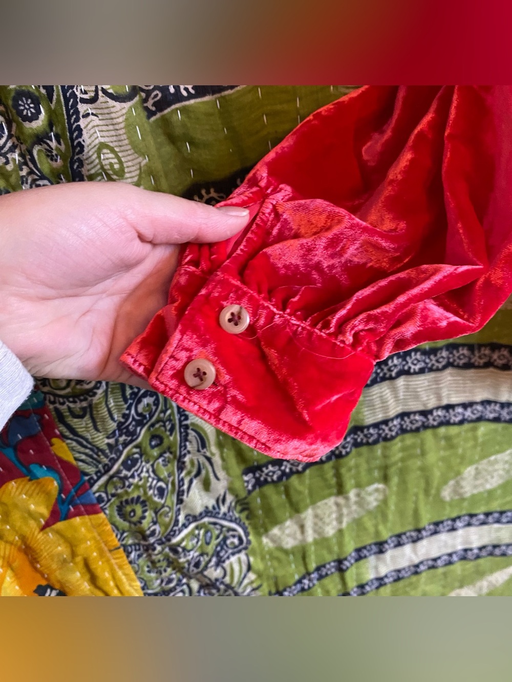 Pilcro Ruby Red Puff Sleeve Velvet Button Down Blouse Medium Cottagecore Femme - Picture 9 of 14